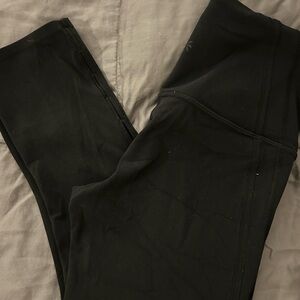 Athleta Black Horizon Scallop Capri